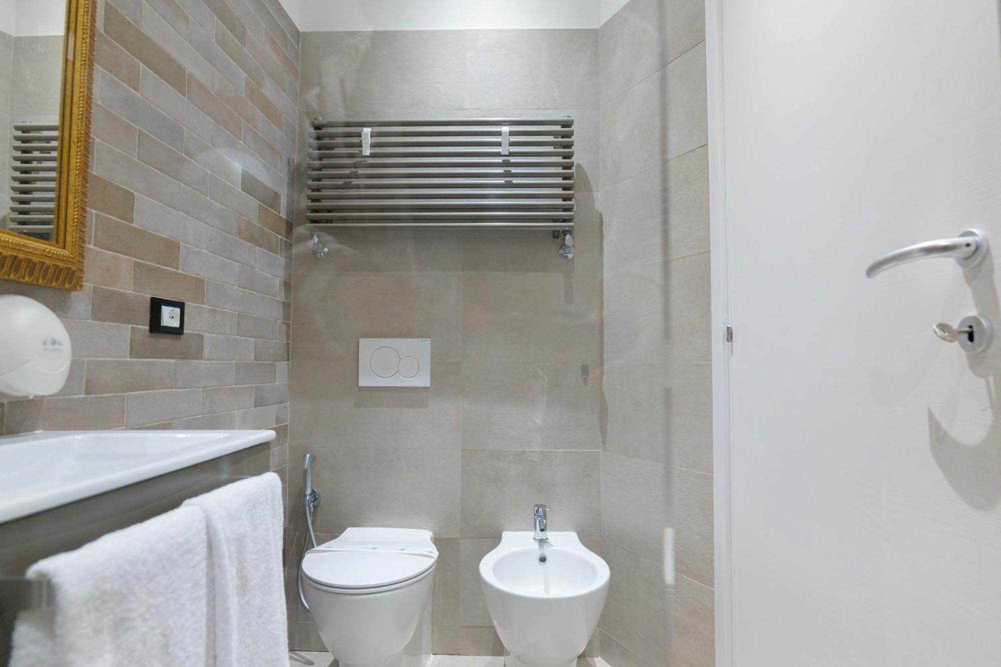 ראבנה 5Rooms מראה חיצוני תמונה